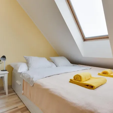 דירה Jane's Attic *